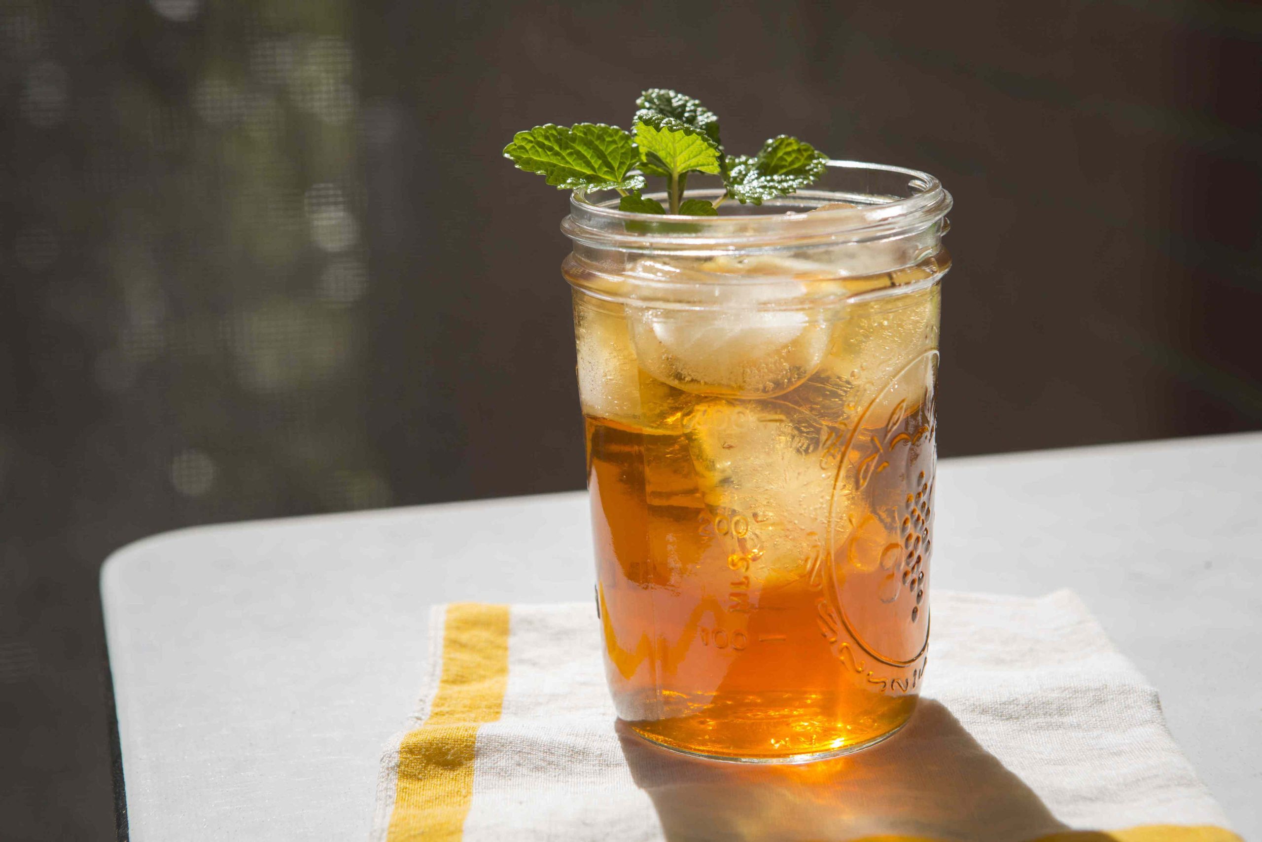 Iced Tea Perks: Your Optimal Intake