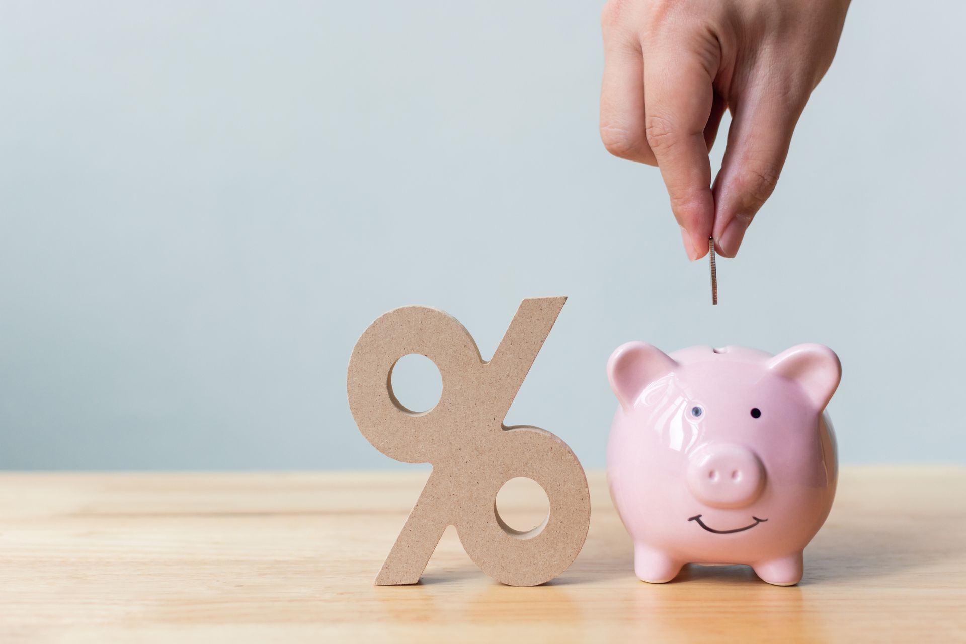 Boost Your Cash Earnings: Over 4% with a Stocks and Shares ISA